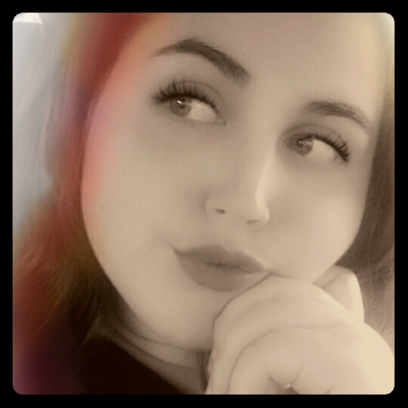 Meet Your Posher - Picture 1 of 1